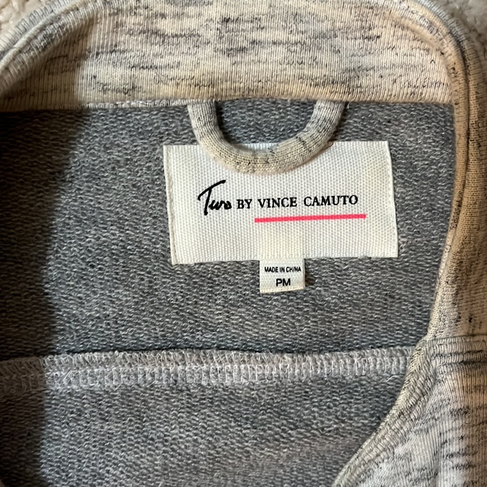 Two by Vince Camuto jacket : sweatshirt and leather material - Picture 2 of 5